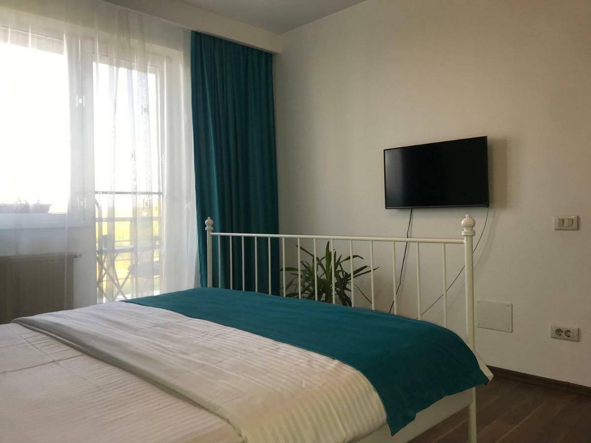 Pipera Lake View By Acme Rent Bucharest Exterior photo